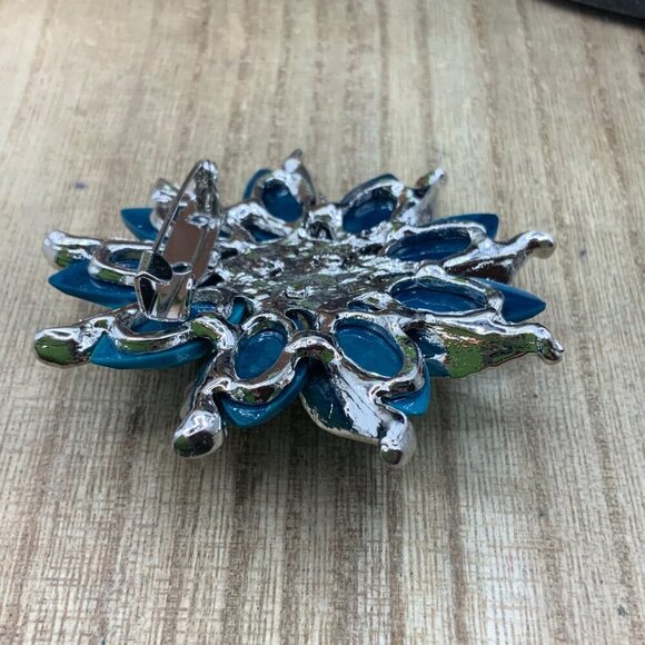 Flower Burst Elegant Rhinestone Teal Blue Silver Tone Brooch Pin - Picture 3 of 8